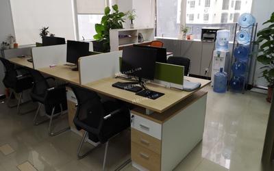 办公设备整体转让 电脑、桌椅与通讯设备